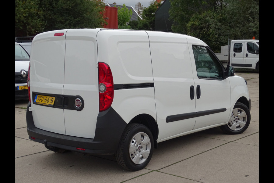 Fiat Dobló Cargo 1.3 MJ L1H1 EURO 6 Fiat Dobló Cargo 1.3 MJ L1H1 EURO 6