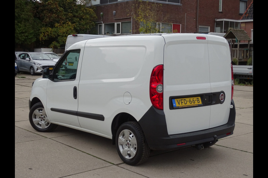 Fiat Dobló Cargo 1.3 MJ L1H1 EURO 6 Fiat Dobló Cargo 1.3 MJ L1H1 EURO 6