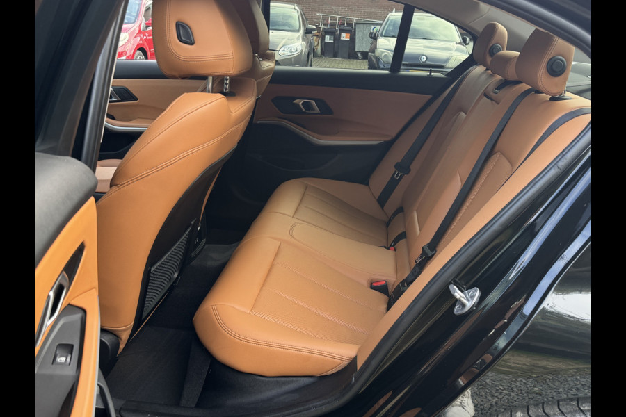 BMW 3-serie 320e BUSINESS+ EDITION LEDER/CAMERA/TREKHAAK BMW 3-serie 320e BUSINESS+ EDITION LEDER/CAMERA/TREKHAAK