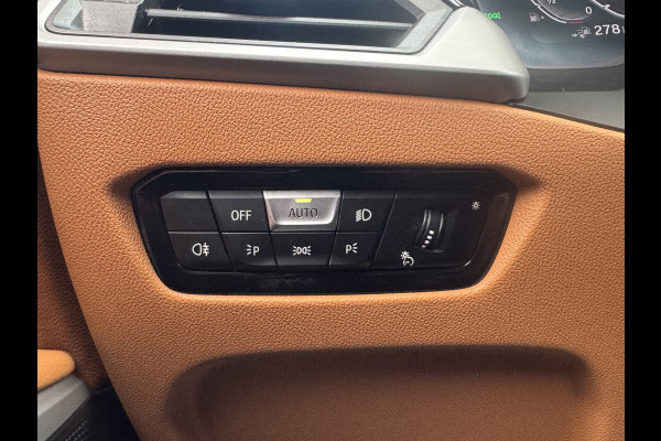 BMW 3-serie 320e BUSINESS+ EDITION LEDER/CAMERA/TREKHAAK BMW 3-serie 320e BUSINESS+ EDITION LEDER/CAMERA/TREKHAAK