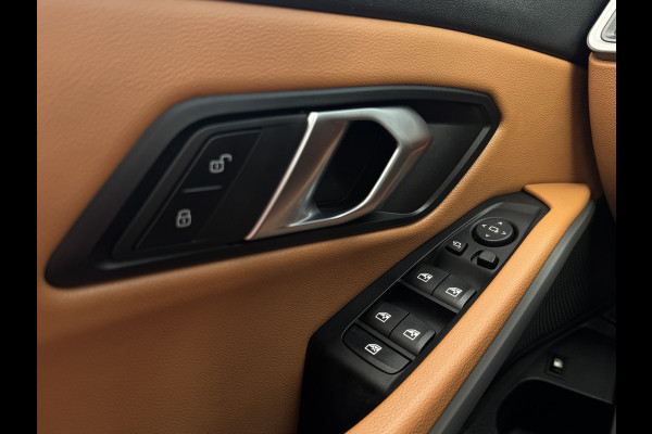 BMW 3-serie 320e BUSINESS+ EDITION LEDER/CAMERA/TREKHAAK BMW 3-serie 320e BUSINESS+ EDITION LEDER/CAMERA/TREKHAAK