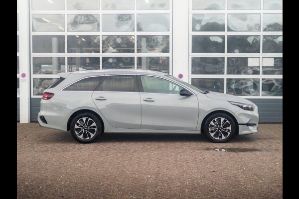 Kia Ceed Sportswagon 1.0 T-GDi MHEV Design Edition | Automaat | Climate | Cruise | Stoel & Stuurverwarming Kia Ceed Sportswagon 1.0 T-GDi MHEV Design Edition | Automaat | Climate | Cruise | Stoel & Stuurverwarming
