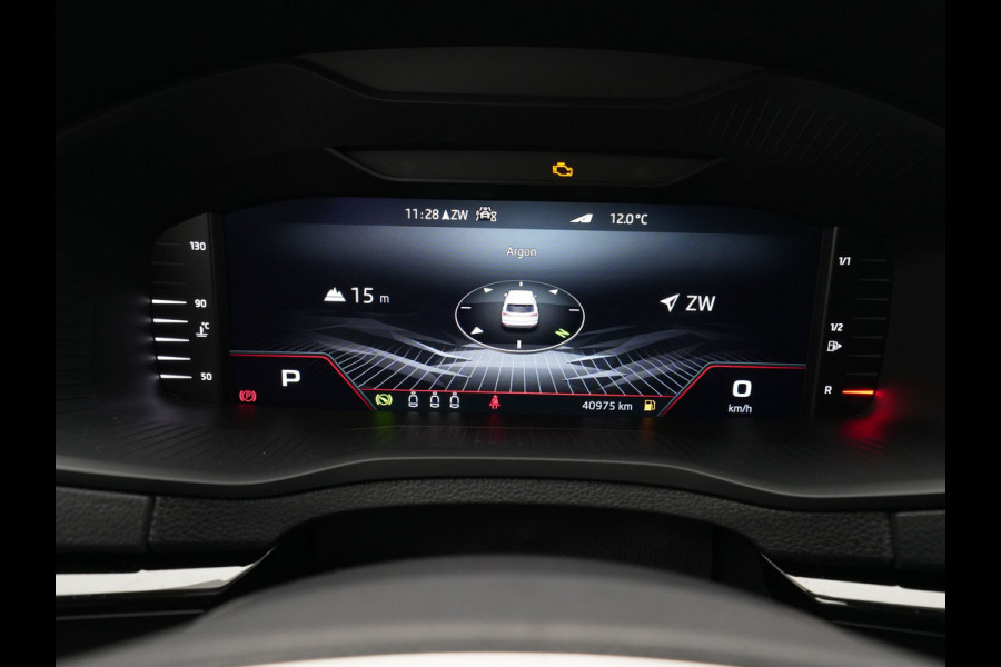 Škoda Karoq 1.5 TSI ACT 150PK DSG Sportline Business Navigatie Camera elek klep keyless 18"velgen 151 Škoda Karoq 1.5 TSI ACT 150PK DSG Sportline Business Navigatie Camera elek klep keyless 18"velgen 151