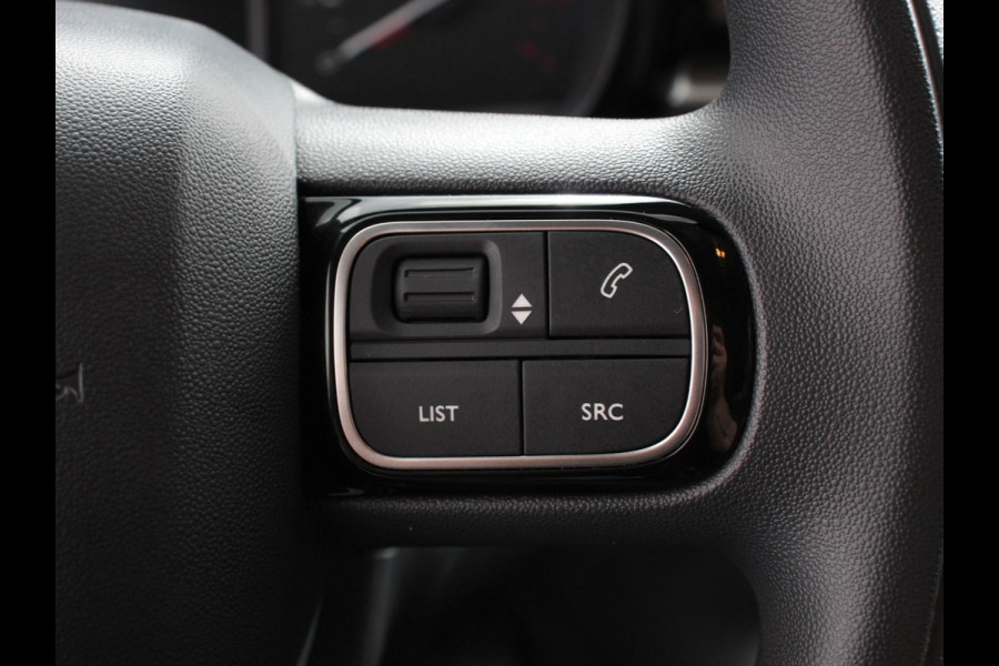 Citroën C3 1.2 PureTech Max Automaat  Airco Navigatie d.m.v.Apple carplay / Android Auto Parksensoren Lichtmetalen Velgen Citroën C3 1.2 PureTech Max Automaat  Airco Navigatie d.m.v.Apple carplay / Android Auto Parksensoren Lichtmetalen Velgen