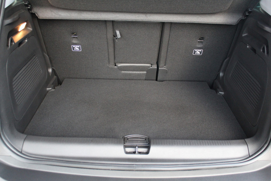 Opel Crossland 1.2-Turbo 110 pk Ultimate Mooie en luxe hoogzitter met weinig km's ! Volautm. airco dual, cruise control, camera, comfortstoelen, metallic lak,  LM wielen, navigatie, telefoonvoorb., LED verlichting  etc.