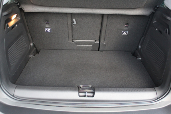 Opel Crossland 1.2-Turbo 110 pk Ultimate Mooie en luxe hoogzitter met weinig km's ! Volautm. airco dual, cruise control, camera, comfortstoelen, metallic lak,  LM wielen, navigatie, telefoonvoorb., LED verlichting  etc.