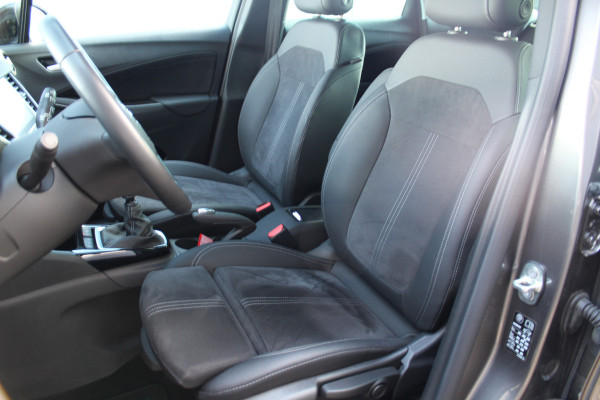 Opel Crossland 1.2-Turbo 110 pk Ultimate Mooie en luxe hoogzitter met weinig km's ! Volautm. airco dual, cruise control, camera, comfortstoelen, metallic lak,  LM wielen, navigatie, telefoonvoorb., LED verlichting  etc.