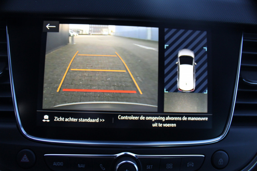 Opel Crossland 1.2-Turbo 110 pk Ultimate Mooie en luxe hoogzitter met weinig km's ! Volautm. airco dual, cruise control, camera, comfortstoelen, metallic lak,  LM wielen, navigatie, telefoonvoorb., LED verlichting  etc.