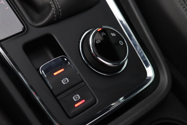 Seat Ateca 1.4 EcoTSI Xcellence 4DRIVE / PANODAK / KEYLESS / ACC / CAMERA / CARPLAY Seat Ateca 1.4 EcoTSI Xcellence 4DRIVE / PANODAK / KEYLESS / ACC / CAMERA / CARPLAY