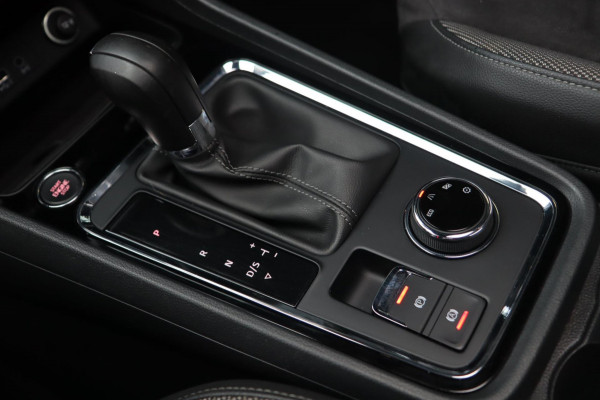 Seat Ateca 1.4 EcoTSI Xcellence 4DRIVE / PANODAK / KEYLESS / ACC / CAMERA / CARPLAY Seat Ateca 1.4 EcoTSI Xcellence 4DRIVE / PANODAK / KEYLESS / ACC / CAMERA / CARPLAY