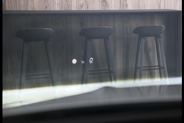 Mercedes-Benz C-Klasse Estate 300 e AMG 63 Look / Massage / Burmester / Head Up / 360 Camera / Acc / Elek Stoelen / Open Pano / 20