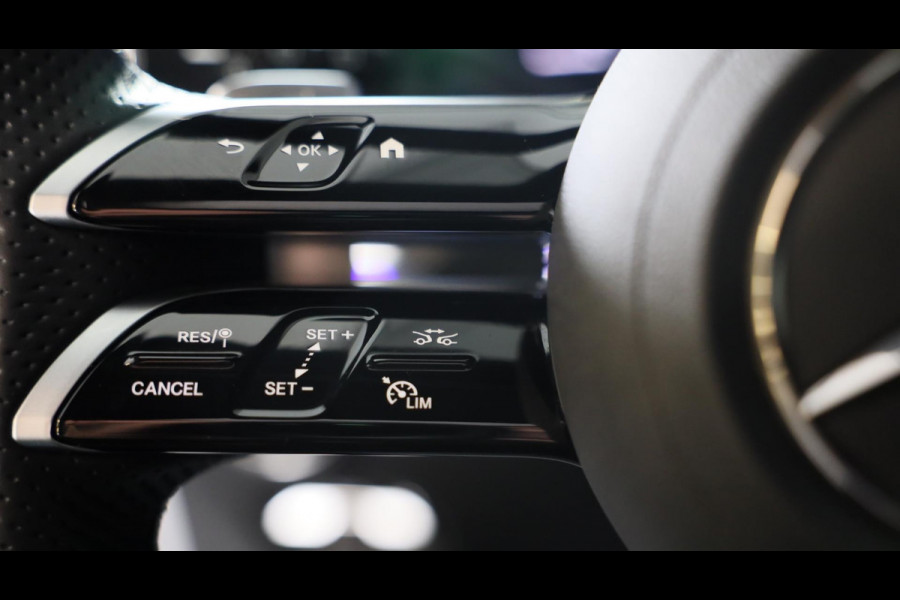 Mercedes-Benz C-Klasse Estate 300 e AMG 63 Look / Massage / Burmester / Head Up / 360 Camera / Acc / Elek Stoelen / Open Pano / 20