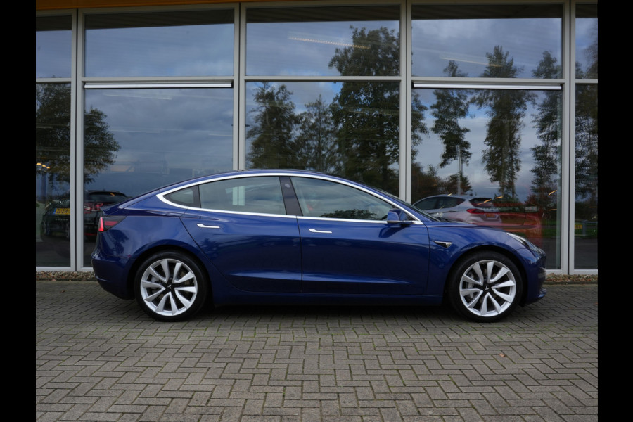 Tesla Model 3 Long Range AWD 75 kWh | Full Autopilot 3 | Navigatie | Climate Control Tesla Model 3 Long Range AWD 75 kWh | Full Autopilot 3 | Navigatie | Climate Control