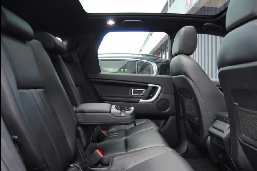 Land Rover Discovery Sport 2.0 TD4 HSE Luxury Land Rover Discovery Sport 2.0 TD4 HSE Luxury