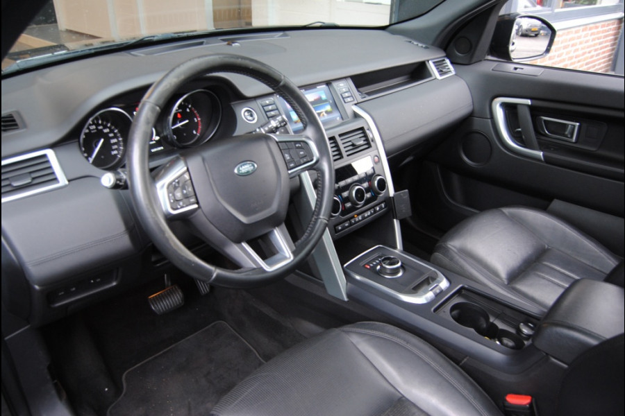Land Rover Discovery Sport 2.0 TD4 HSE Luxury Land Rover Discovery Sport 2.0 TD4 HSE Luxury