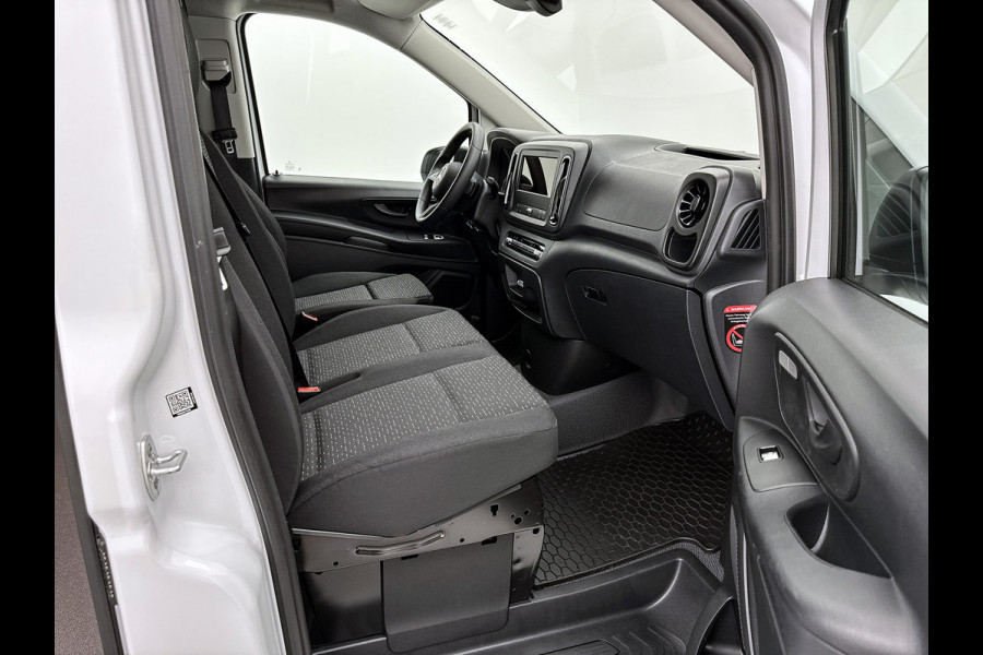 Mercedes-Benz Vito 116 CDI L2 Pro Parkeerpakket Achterklep Trekhaak Achteruitrijcamera Apple Carplay/Android Auto Betimmering Cruise Control Mercedes-Benz Vito 116 CDI L2 Pro Parkeerpakket Achterklep Trekhaak Achteruitrijcamera Apple Carplay/Android Auto Betimmering Cruise Control