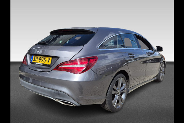 Mercedes-Benz CLA-Klasse Shooting Brake 180 Business Solution | schuifdak | halfleder | navigatie | stoelverwarming | trekhaak wegklapbaar