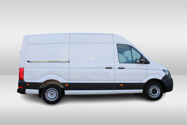 Volkswagen Crafter 35t 2.0 TDI L3H3 > Leer/Navi/Trekhaak/parkeersensoren... Volkswagen Crafter 35t 2.0 TDI L3H3 > Leer/Navi/Trekhaak/parkeersensoren...