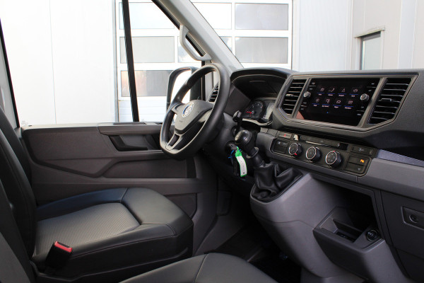 Volkswagen Crafter 35t 2.0 TDI L3H3 > Leer/Navi/Trekhaak/parkeersensoren... Volkswagen Crafter 35t 2.0 TDI L3H3 > Leer/Navi/Trekhaak/parkeersensoren...