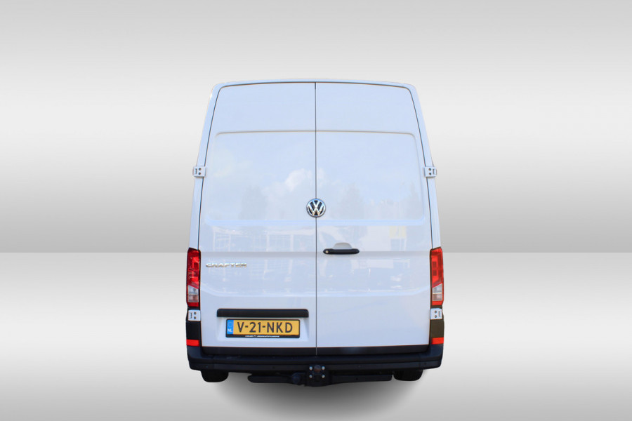 Volkswagen Crafter 35t 2.0 TDI L3H3 > Leer/Navi/Trekhaak/parkeersensoren... Volkswagen Crafter 35t 2.0 TDI L3H3 > Leer/Navi/Trekhaak/parkeersensoren...