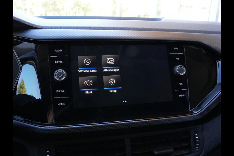 Volkswagen T-Cross 1.0 TSI Life Business | Navigatie | DAB | Adaptive Cruise | Climate Control