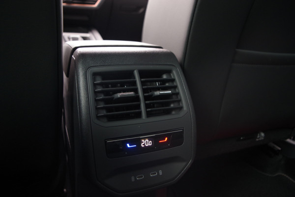 CUPRA Leon 1.4 e-Hybrid 245 PK VZ Adrenaline PHEV, Stoelverwarming, Carplay, Camera