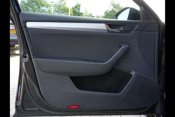 Škoda Superb Combi 1.5 TSI ACT Business Edition | Navigatie | Stoelverwarming | Android/Apple Carplay