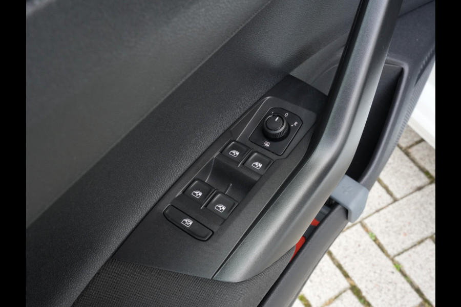 Volkswagen Polo 1.0 TSI Comfortline | Navigatie | DAB | Adaptive Cruise | Android/Apple Carplay Volkswagen Polo 1.0 TSI Comfortline | Navigatie | DAB | Adaptive Cruise | Android/Apple Carplay