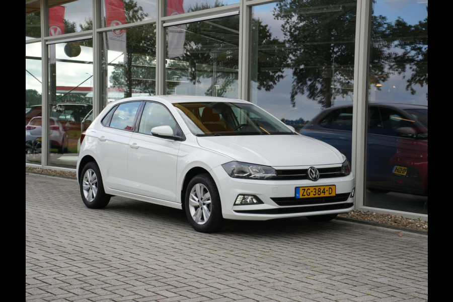 Volkswagen Polo 1.0 TSI Comfortline | Navigatie | DAB | Adaptive Cruise | Android/Apple Carplay Volkswagen Polo 1.0 TSI Comfortline | Navigatie | DAB | Adaptive Cruise | Android/Apple Carplay