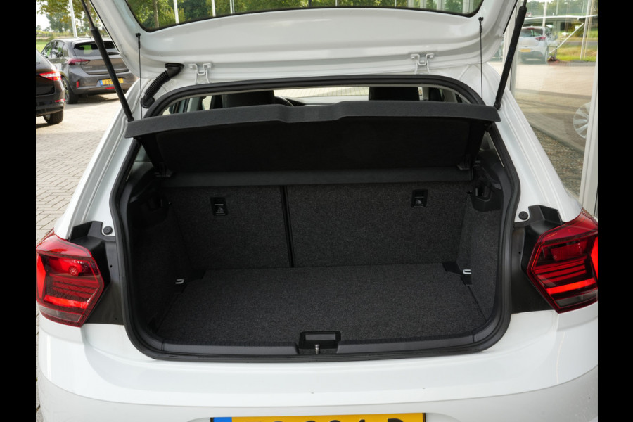 Volkswagen Polo 1.0 TSI Comfortline | Navigatie | DAB | Adaptive Cruise | Android/Apple Carplay Volkswagen Polo 1.0 TSI Comfortline | Navigatie | DAB | Adaptive Cruise | Android/Apple Carplay