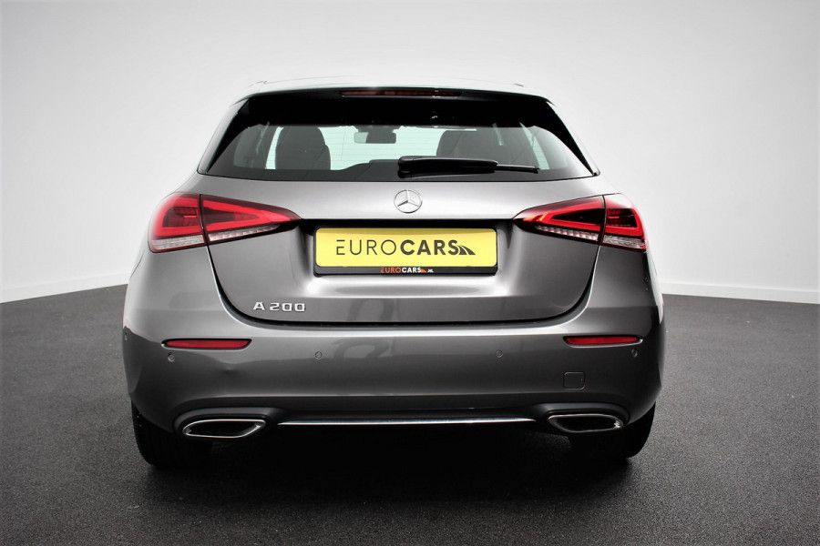 Mercedes-Benz A-Klasse 200 163pk Automaat Progressive Navigatie Camera Lane Assist Stoelverwarming LED DAB Keyless Go Lichtmetalen Velgen Mercedes-Benz A-Klasse 200 163pk Automaat Progressive Navigatie Camera Lane Assist Stoelverwarming LED DAB Keyless Go Lichtmetalen Velgen