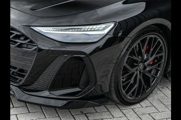 Audi A6 Avant 2.0 e-HYBRID QUATTRO S EDITION 299PK | S-SEATS | LUCHTVERING | PANORAMADAK | 360 CAMERA | EDITION ONE | B&O SOUND | HEAD-U