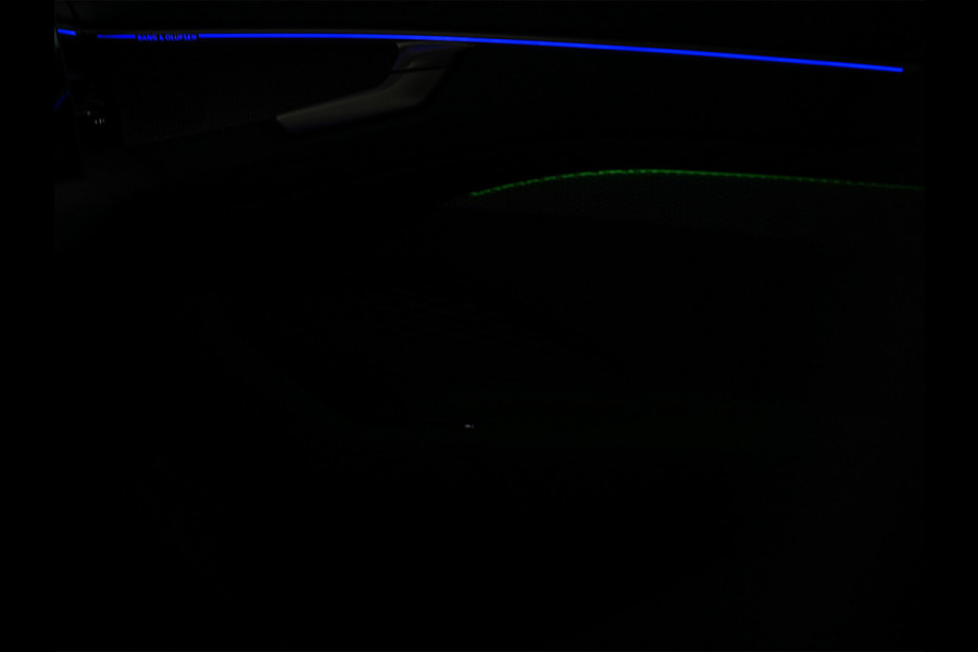 Audi A6 Avant 2.0 e-HYBRID QUATTRO S EDITION 299PK | S-SEATS | LUCHTVERING | PANORAMADAK | 360 CAMERA | EDITION ONE | B&O SOUND | HEAD-U