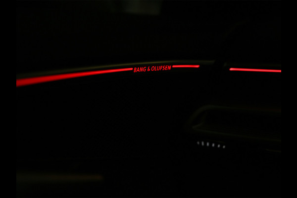 Audi A6 Avant 2.0 e-HYBRID QUATTRO S EDITION 299PK | S-SEATS | LUCHTVERING | PANORAMADAK | 360 CAMERA | EDITION ONE | B&O SOUND | HEAD-U