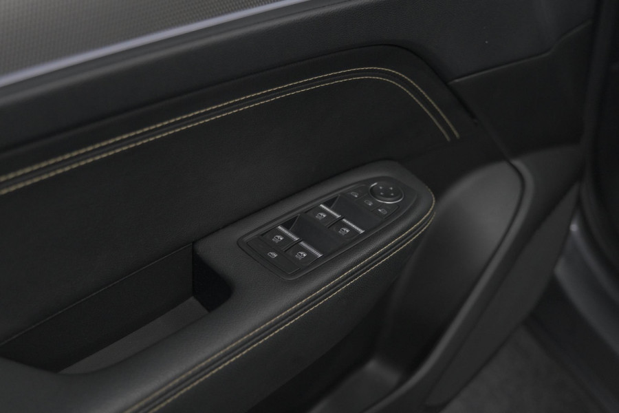 Renault Arkana Mild Hybrid 140 EDC Techno | 360 Camera | Dodehoekdetectie | Adaptieve Cruise Control Renault Arkana Mild Hybrid 140 EDC Techno | 360 Camera | Dodehoekdetectie | Adaptieve Cruise Control