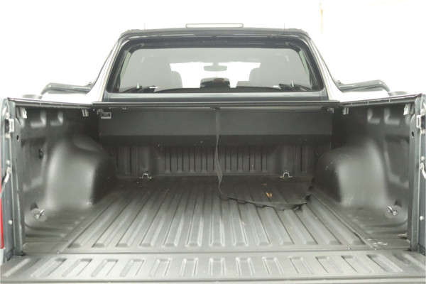 Volkswagen Amarok 3.0 TDI 4Motion DC Aventura Dubbele Cabine - Lichtmetalen Velgen 20'' - Cruise Control - Lederen Bekleding - Navigatie - Stoelverwarming - Bovag Garantie Volkswagen Amarok 3.0 TDI 4Motion DC Aventura Dubbele Cabine - Lichtmetalen Velgen 20'' - Cruise Control - Lederen Bekleding - Navigatie - Stoelverwarming - Bovag Garantie
