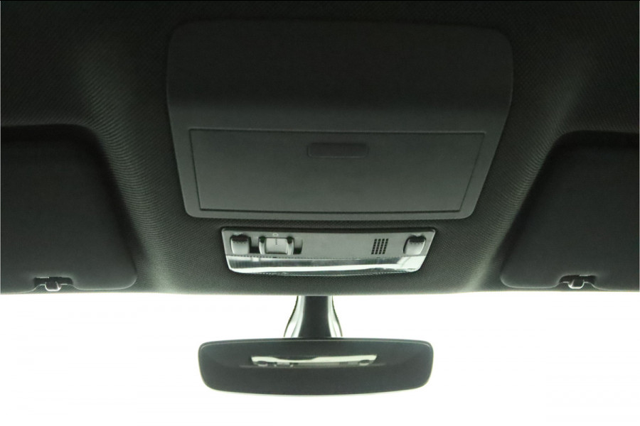 Volkswagen Amarok 3.0 TDI 4Motion DC Aventura Dubbele Cabine - Lichtmetalen Velgen 20'' - Cruise Control - Lederen Bekleding - Navigatie - Stoelverwarming - Bovag Garantie Volkswagen Amarok 3.0 TDI 4Motion DC Aventura Dubbele Cabine - Lichtmetalen Velgen 20'' - Cruise Control - Lederen Bekleding - Navigatie - Stoelverwarming - Bovag Garantie