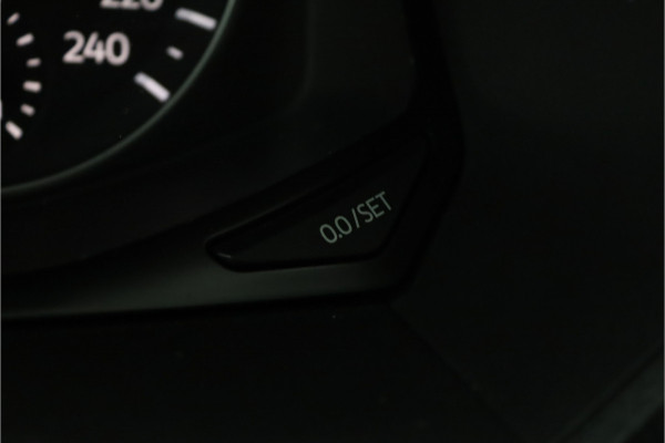 Volkswagen Amarok 3.0 TDI 4Motion DC Aventura Dubbele Cabine - Lichtmetalen Velgen 20'' - Cruise Control - Lederen Bekleding - Navigatie - Stoelverwarming - Bovag Garantie Volkswagen Amarok 3.0 TDI 4Motion DC Aventura Dubbele Cabine - Lichtmetalen Velgen 20'' - Cruise Control - Lederen Bekleding - Navigatie - Stoelverwarming - Bovag Garantie