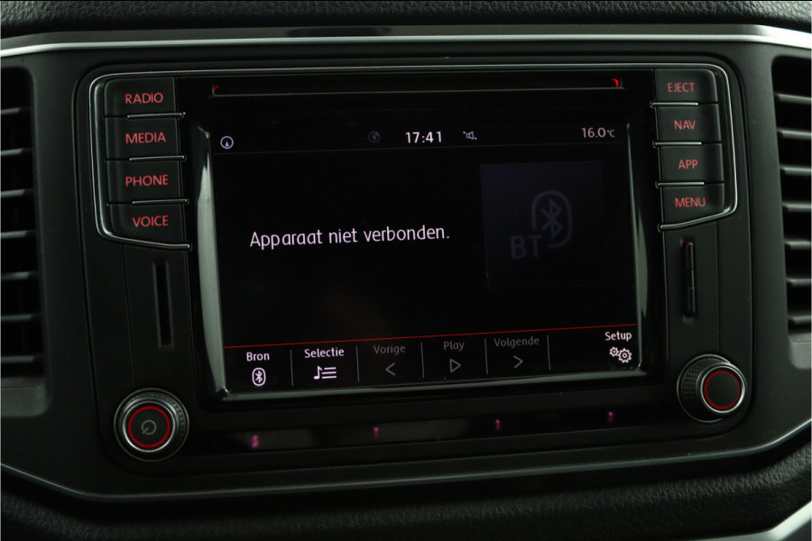 Volkswagen Amarok 3.0 TDI 4Motion DC Aventura Dubbele Cabine - Lichtmetalen Velgen 20'' - Cruise Control - Lederen Bekleding - Navigatie - Stoelverwarming - Bovag Garantie Volkswagen Amarok 3.0 TDI 4Motion DC Aventura Dubbele Cabine - Lichtmetalen Velgen 20'' - Cruise Control - Lederen Bekleding - Navigatie - Stoelverwarming - Bovag Garantie