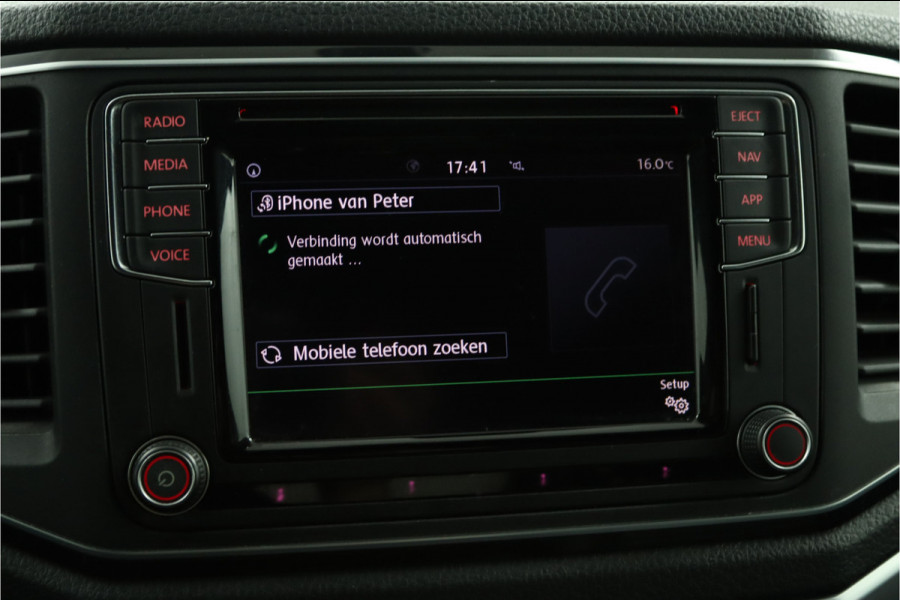 Volkswagen Amarok 3.0 TDI 4Motion DC Aventura Dubbele Cabine - Lichtmetalen Velgen 20'' - Cruise Control - Lederen Bekleding - Navigatie - Stoelverwarming - Bovag Garantie Volkswagen Amarok 3.0 TDI 4Motion DC Aventura Dubbele Cabine - Lichtmetalen Velgen 20'' - Cruise Control - Lederen Bekleding - Navigatie - Stoelverwarming - Bovag Garantie
