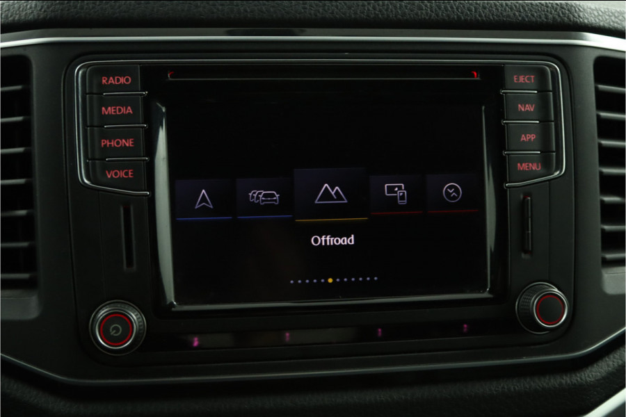 Volkswagen Amarok 3.0 TDI 4Motion DC Aventura Dubbele Cabine - Lichtmetalen Velgen 20'' - Cruise Control - Lederen Bekleding - Navigatie - Stoelverwarming - Bovag Garantie Volkswagen Amarok 3.0 TDI 4Motion DC Aventura Dubbele Cabine - Lichtmetalen Velgen 20'' - Cruise Control - Lederen Bekleding - Navigatie - Stoelverwarming - Bovag Garantie