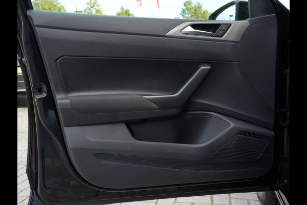Volkswagen Polo 1.0 TSI Automaat Comfortline | Navigatie | DAB | Adaptive Cruise | Android/Apple Carplay Volkswagen Polo 1.0 TSI Automaat Comfortline | Navigatie | DAB | Adaptive Cruise | Android/Apple Carplay