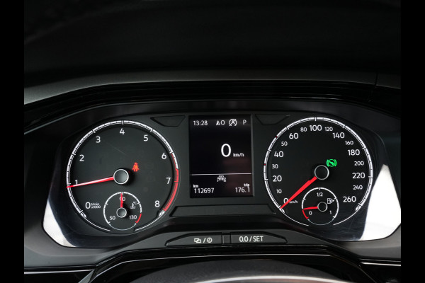Volkswagen Polo 1.0 TSI Automaat Comfortline | Navigatie | DAB | Adaptive Cruise | Android/Apple Carplay Volkswagen Polo 1.0 TSI Automaat Comfortline | Navigatie | DAB | Adaptive Cruise | Android/Apple Carplay