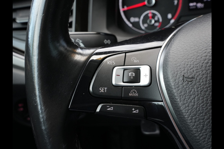 Volkswagen Polo 1.0 TSI Automaat Comfortline | Navigatie | DAB | Adaptive Cruise | Android/Apple Carplay Volkswagen Polo 1.0 TSI Automaat Comfortline | Navigatie | DAB | Adaptive Cruise | Android/Apple Carplay