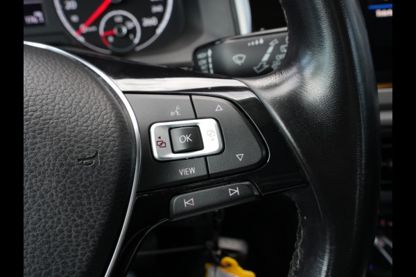 Volkswagen Polo 1.0 TSI Automaat Comfortline | Navigatie | DAB | Adaptive Cruise | Android/Apple Carplay Volkswagen Polo 1.0 TSI Automaat Comfortline | Navigatie | DAB | Adaptive Cruise | Android/Apple Carplay