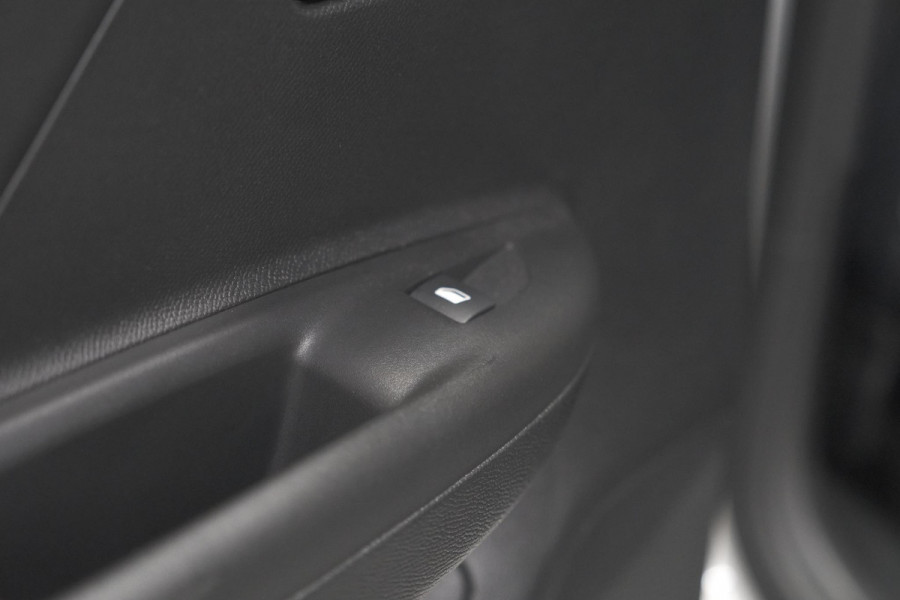 Opel Mokka Turbo 130 AT8 GS | Nieuw Model | Camera | Massagefunctie | Apple Carplay | Stoelverwarming Opel Mokka Turbo 130 AT8 GS | Nieuw Model | Camera | Massagefunctie | Apple Carplay | Stoelverwarming