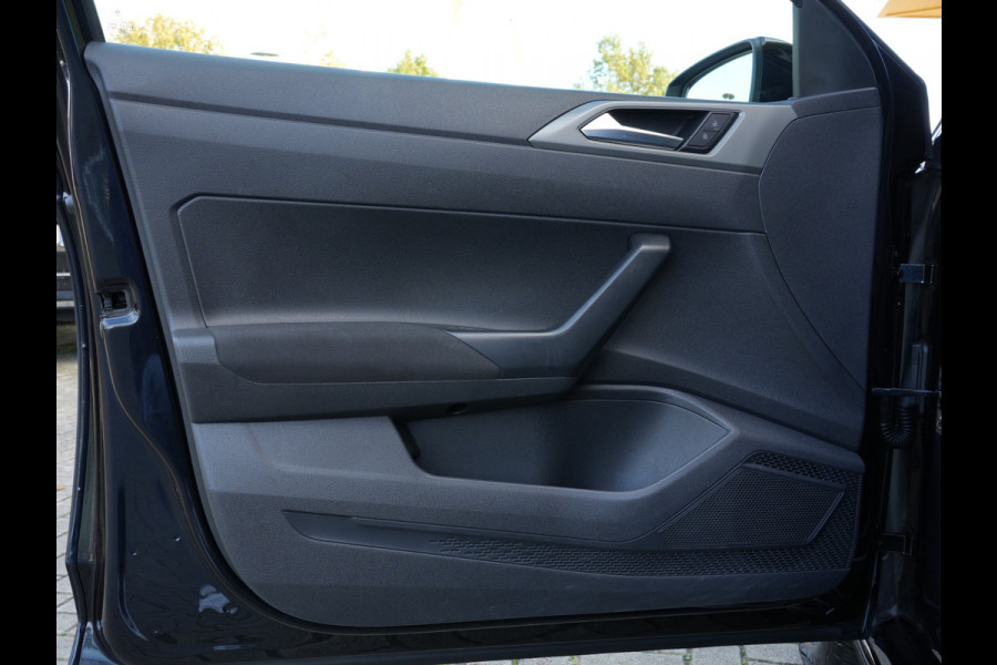 Volkswagen Polo 1.0 TSI Comfortline | Navigatie | PDC | Adaptive Cruise | Android/Apple Carplay Volkswagen Polo 1.0 TSI Comfortline | Navigatie | PDC | Adaptive Cruise | Android/Apple Carplay