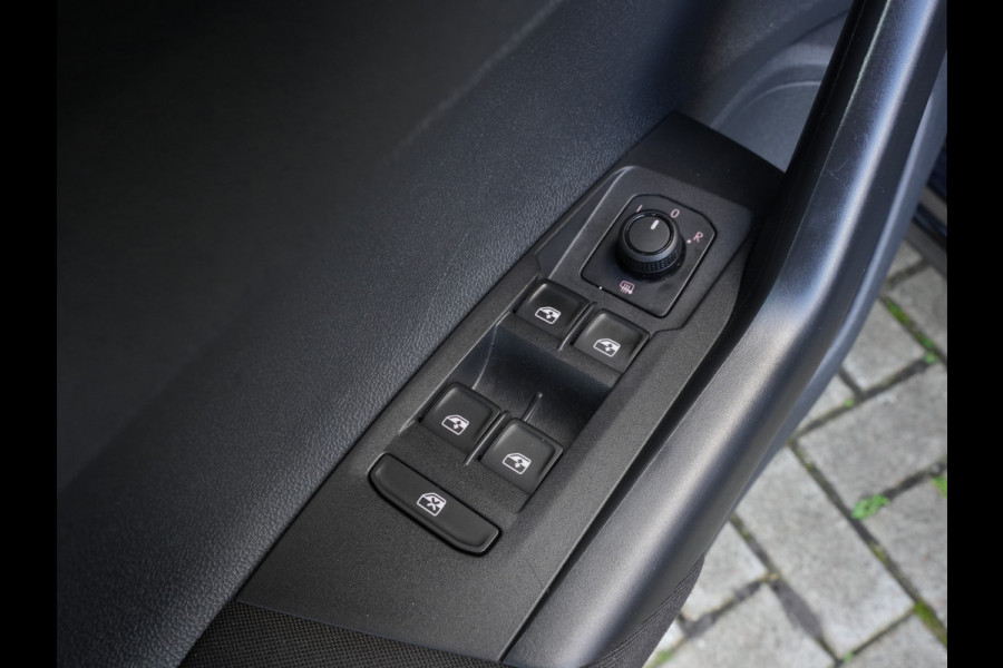 Volkswagen Polo 1.0 TSI Comfortline | Navigatie | PDC | Adaptive Cruise | Android/Apple Carplay Volkswagen Polo 1.0 TSI Comfortline | Navigatie | PDC | Adaptive Cruise | Android/Apple Carplay