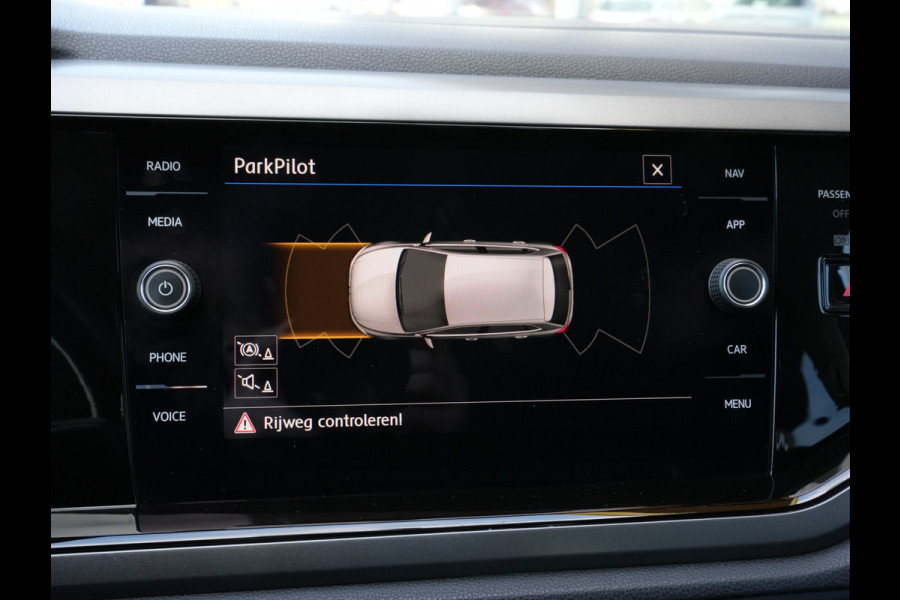 Volkswagen Polo 1.0 TSI Comfortline | Navigatie | PDC | Adaptive Cruise | Android/Apple Carplay Volkswagen Polo 1.0 TSI Comfortline | Navigatie | PDC | Adaptive Cruise | Android/Apple Carplay