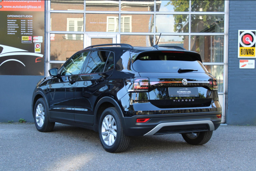 Volkswagen T-Cross 1.0 TSI Life ACC PDC Navi Carplay Nap